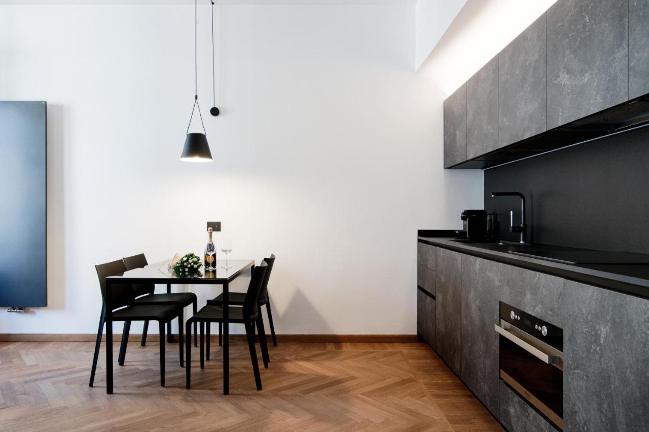 Dome'S Charme - The House Of Travelers Apartamento Como Exterior foto